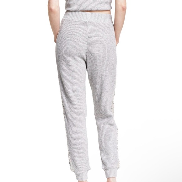 Inc international concepts black sweater and sequin joggers size large - Picture 12 of 13